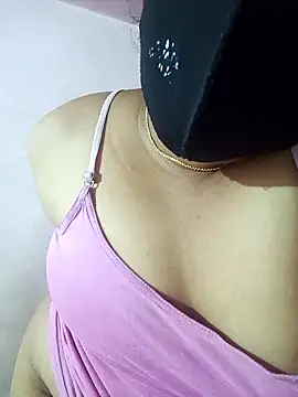 teddy-143 online show from May 13, 6:04 pm