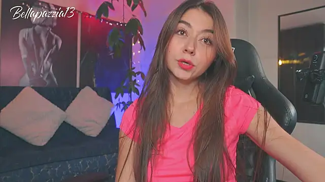 Snapshot of Bellapazzia chatting on March 15, 5:04 pm Bellapazzia online show from March 15, 5:04 pm