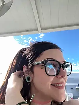 BlaizeyBBy online show from September 30, 11:00 pm