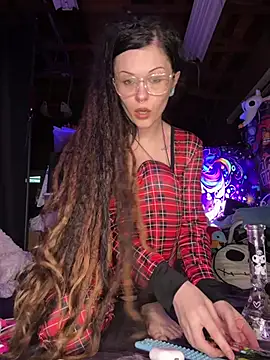 BlaizeyBBy online show from May 6, 2:59 am