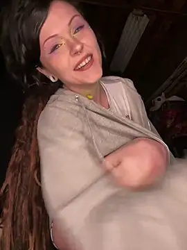 BlaizeyBBy online show from February 19, 1:46 am