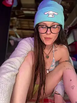 BlaizeyBBy online show from October 26, 10:10 pm