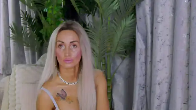 IsabelleEthan online show from March 20, 3:07 am