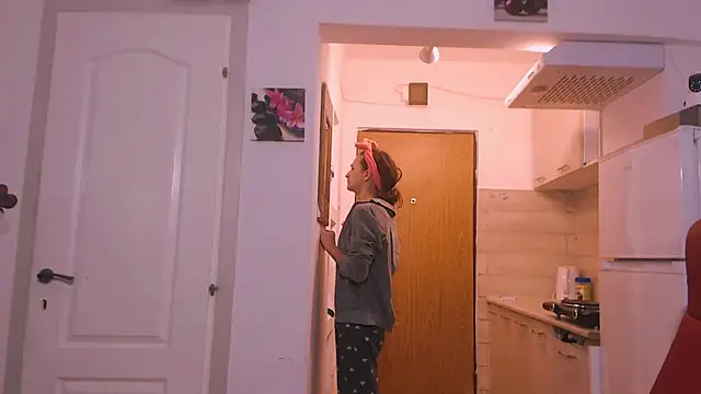 simyhvn online show from January 13, 5:11 am