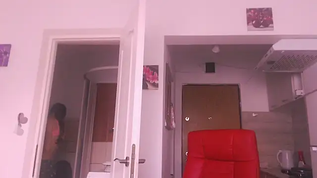 simyhvn online show from November 18, 7:33 am