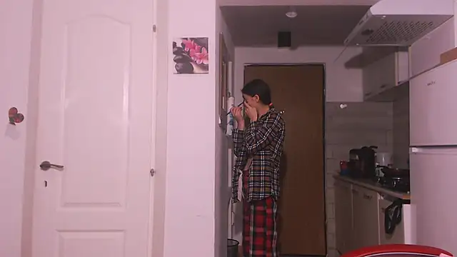 simyhvn online show from December 16, 6:06 am