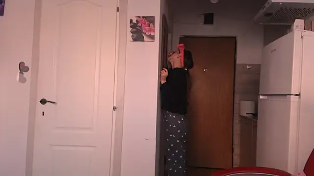 simyhvn online show from March 18, 5:10 am