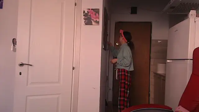 simyhvn online show from March 20, 5:41 am