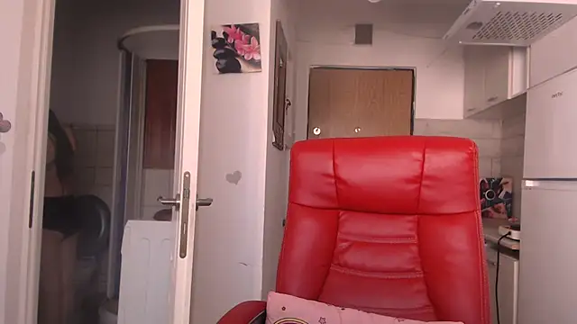 Snapshot of simyhvn chatting on July 18, 7:17 am simyhvn online show from July 18, 7:17 am