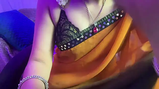 Queen Angelena online show from January 14, 5:38 pm