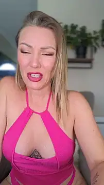 Sacha-xx online show from May 11, 2:45 pm