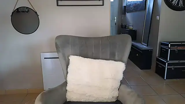 Sacha-xx online show from September 26, 11:50 am