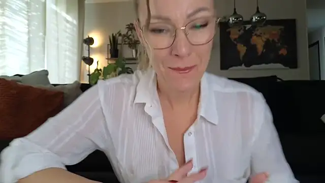 Sacha-xx online show from October 22, 1:10 pm