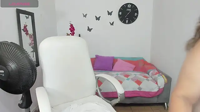 stepmother 105 online show from April 9, 5:08 pm