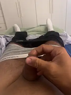 luca0400 online show from October 8, 9:11 am