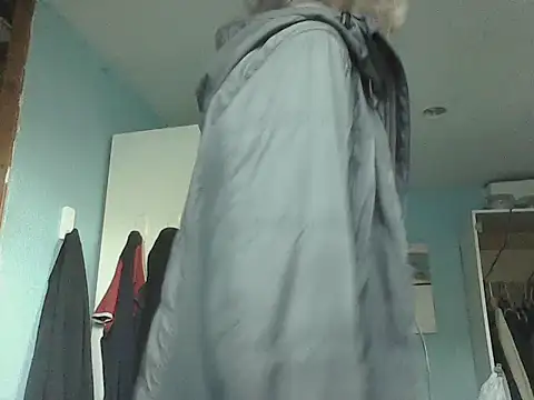 Snapshot of SexyRach75 chatting on October 13, 3:02 pm SexyRach75 online show from October 13, 3:02 pm