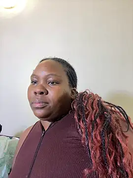 Snapshot of RandyFoxy chatting on February 28, 2:33 am RandyFoxy online show from February 28, 2:33 am