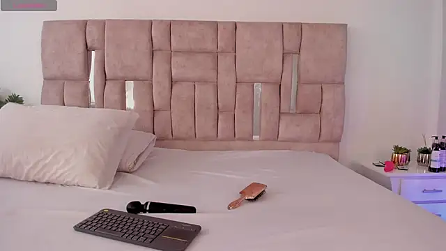 hasret sesim online show from April 18, 3:25 pm