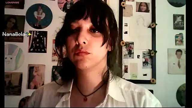 soynanabela28 online show from February 5, 8:46 pm