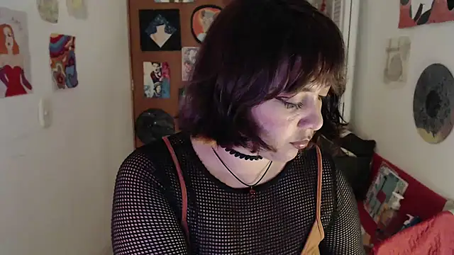 soynanabela28 online show from October 18, 2:35 am