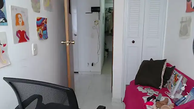 soynanabela28 online show from November 6, 5:17 pm