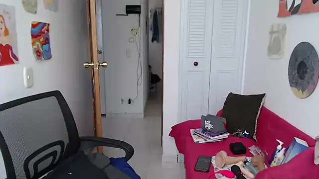 soynanabela28 online show from September 16, 5:03 pm