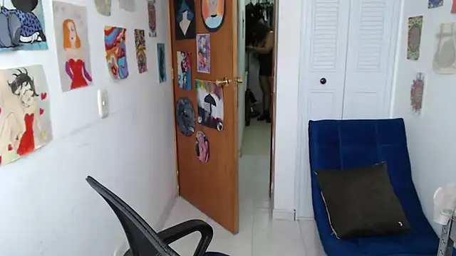 soynanabela28 online show from April 10, 5:09 pm