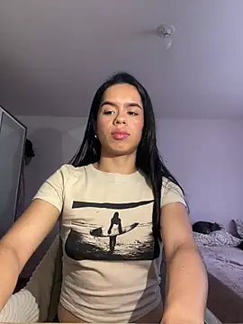 xlovelygirlx online show from February 14, 10:36 pm