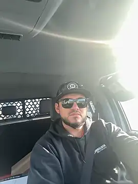 Ozzy420  online show from December 1, 4:41 pm