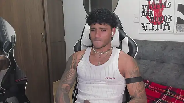 Alessandro Vanni online show from January 8, 11:44 pm