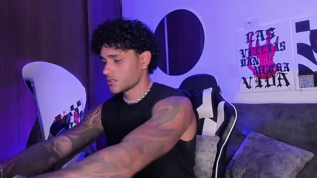 Alessandro Vanni online show from March 2, 2:34 am