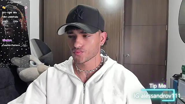 Snapshot of Alessandro_Vanni chatting on November 20, 2:23 am Alessandro Vanni online show from November 20, 2:23 am