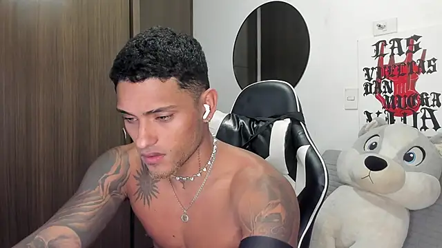 Alessandro Vanni online show from June 19, 12:16 am