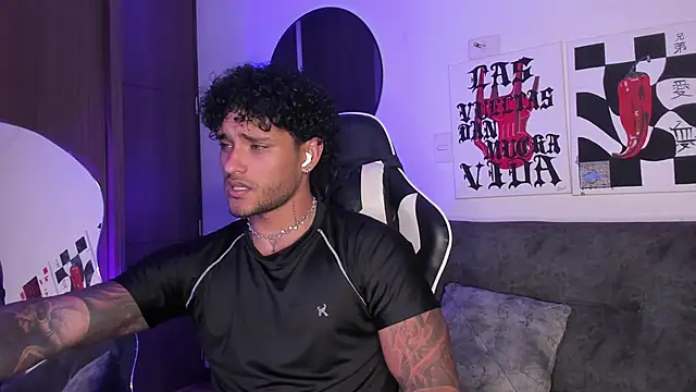 Alessandro Vanni online show from March 10, 2:59 am