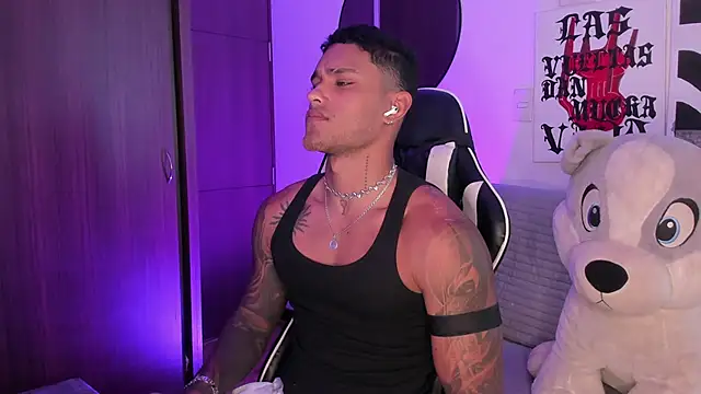 Alessandro Vanni online show from June 16, 2:17 pm