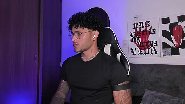 Alessandro Vanni online show from March 20, 2:23 am