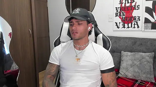 Alessandro Vanni online show from January 14, 1:26 pm