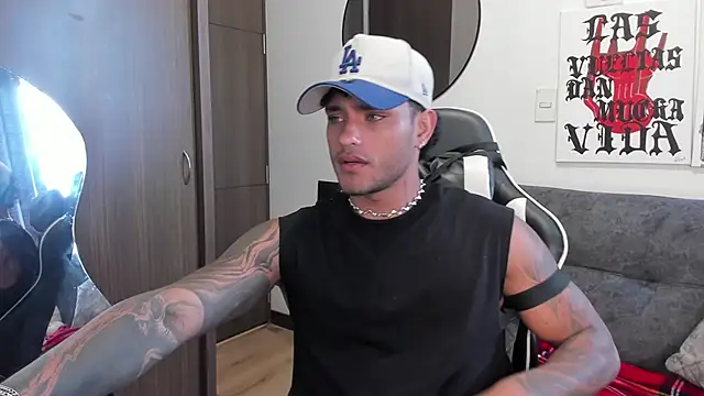 Alessandro Vanni online show from January 9, 1:18 pm