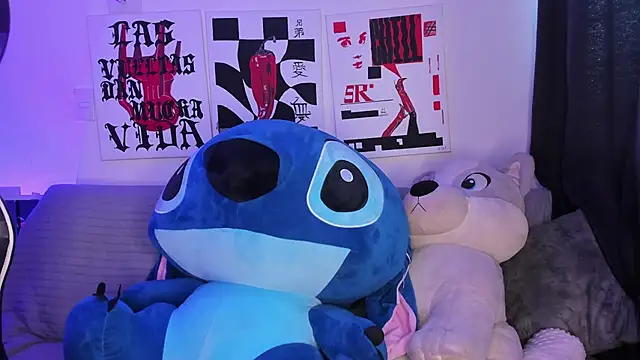 Snapshot of Alessandro_Vanni chatting on June 7, 10:37 pm Alessandro Vanni online show from June 7, 10:37 pm