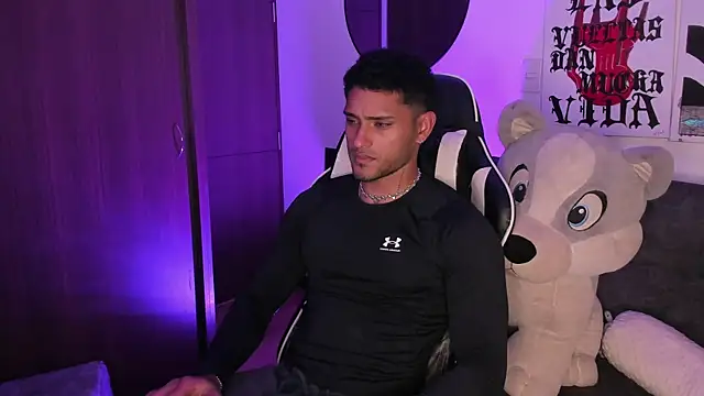 Alessandro Vanni online show from July 12, 2:23 am