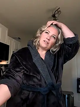 Canadian BBW online show from April 30, 1:51 pm