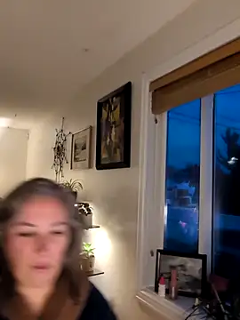 Canadian BBW online show from February 11, 2:50 pm