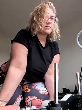 Canadian BBW online show from March 19, 7:14 pm