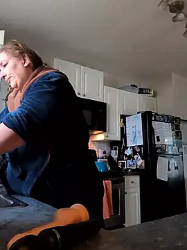 Canadian BBW online show from January 10, 7:31 pm