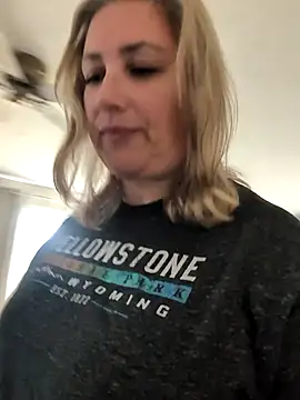 Canadian BBW online show from May 21, 9:34 pm