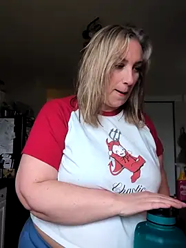 Canadian BBW online show from March 24, 8:42 pm