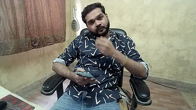 Snapshot of mynastyfuckerr chatting on November 17, 11:14 am mynastyfuckerr online show from November 17, 11:14 am