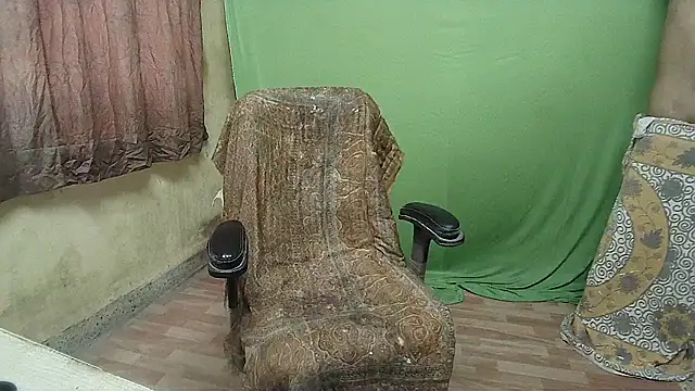 Snapshot of mynastyfuckerr chatting on September 14, 9:53 am mynastyfuckerr online show from September 14, 9:53 am