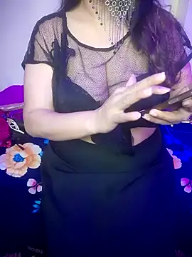 Snapshot of indian_passion chatting on January 19, 12:39 pm indian passion online show from January 19, 12:39 pm