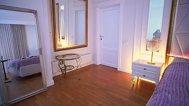 Snapshot of GraceCandy chatting on December 14, 8:09 am GraceCandy online show from December 14, 8:09 am